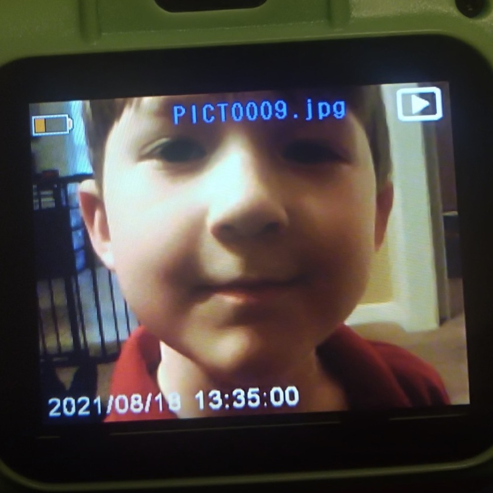 New Waterproof Camera Waterproof Camera for Kids with 32GB Card - Picture 7 of 12